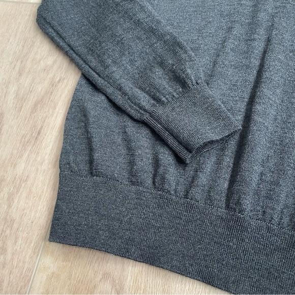 Banana Republic Merino Wool Sweater - Picture 5 of 11